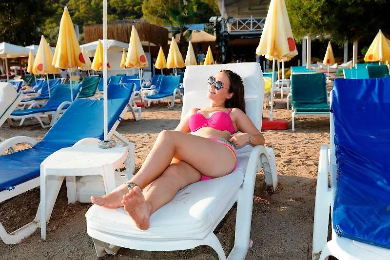 Vento Hotel Ολουντενίζ 3*,